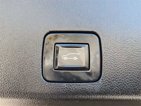 Certified 2020 Buick Encore GX Select w/ Advanced Technology Package image 6