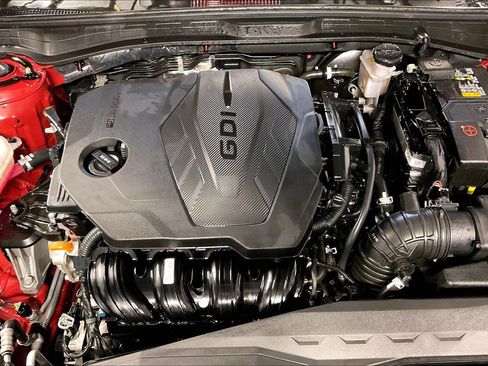 Used 2025 Hyundai Sonata SEL FWD image 10
