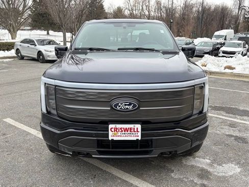 Used 2024 Ford F150 Lightning Lariat image 10