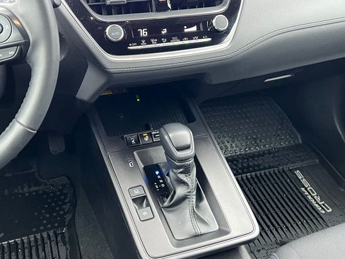 Certified 2026 Toyota Corolla Cross SE w/ Moonroof Package image 19