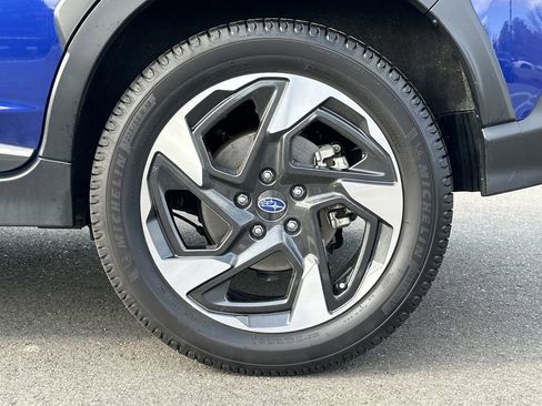 Used 2024 Subaru Crosstrek 2.5i Limited w/ Crosstrek Mirror Package AWD/4WD image 16