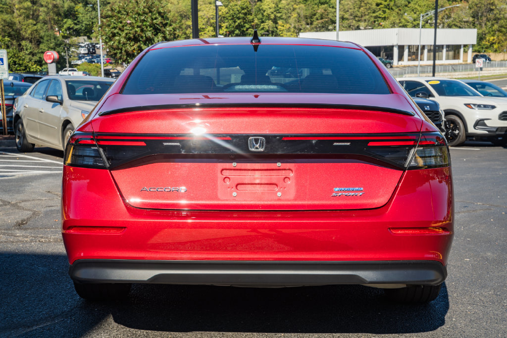 Used 2023 Honda Accord Sport image 6