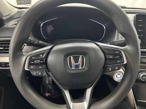 Used 2020 Honda Accord EX image 19