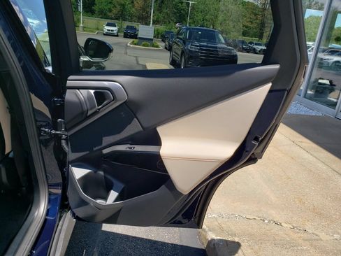 New 2026 BMW X3 xDrive30i w/ Premium Package AWD/4WD image 18