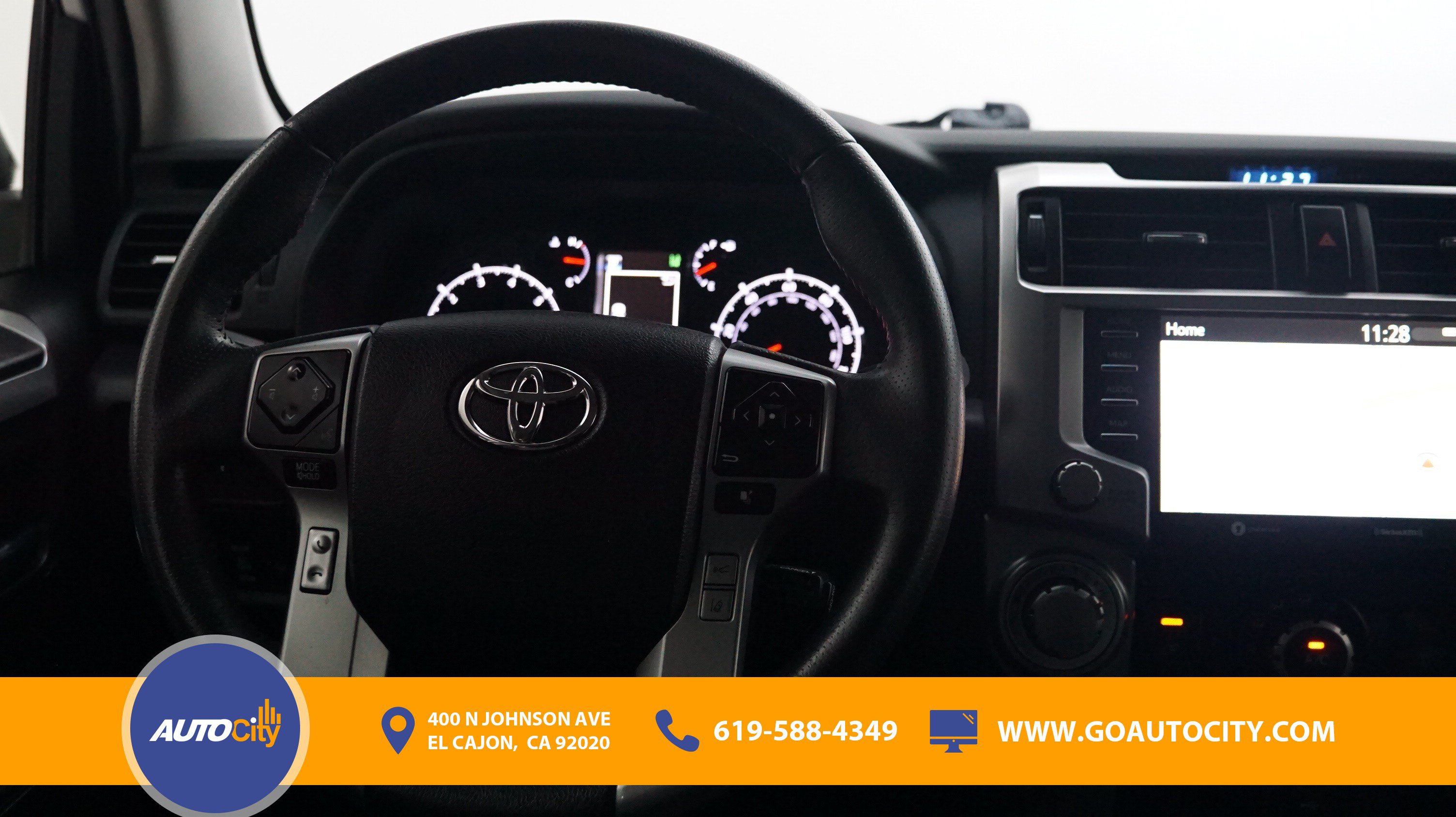 Used 2022 Toyota 4Runner SR5 Premium w/ Moonroof Package RWD image 5