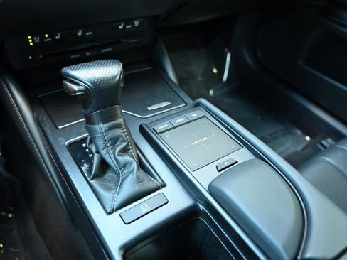 Used 2021 Lexus ES 350 F Sport w/ Accessory Package FWD image 33
