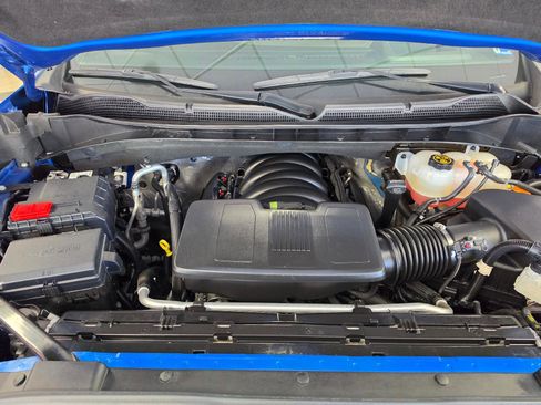 Used 2022 Chevrolet Silverado 1500 ZR2 w/ Technology Package AWD/4WD image 38
