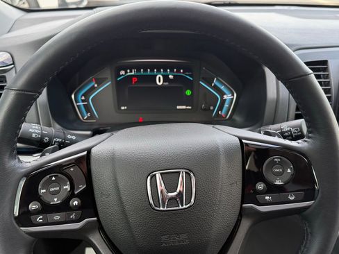 Used 2024 Honda Odyssey Elite image 41