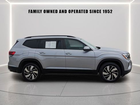 Certified 2025 Volkswagen Atlas SE AWD/4WD image 7