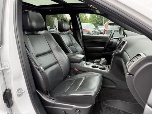 Used 2018 Jeep Grand Cherokee High Altitude AWD/4WD image 24