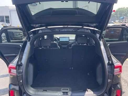 Used 2025 Ford Escape ST-Line Elite w/ Premium Technology Package AWD/4WD image 33