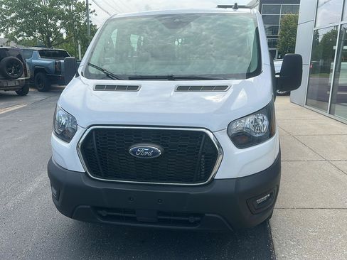 Used 2025 Ford Transit 250 Low Roof w/ Exterior Upgrade Package RWD image 7