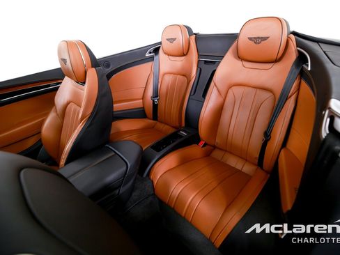 Used 2021 Bentley Continental GT AWD/4WD image 16