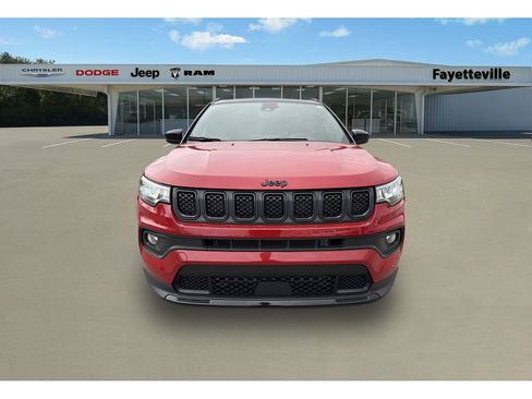Used 2023 Jeep Compass Altitude image 8