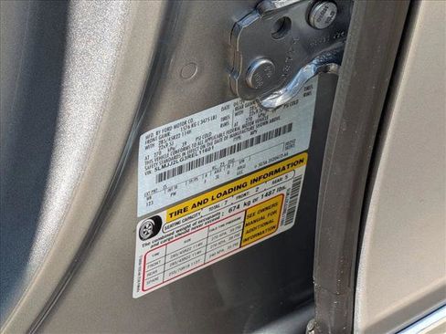 Used 2024 Lincoln Navigator Reserve image 25