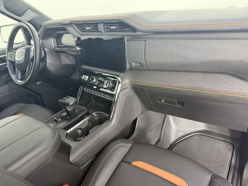 Used 2025 GMC Sierra 1500 AT4 AWD/4WD image 11
