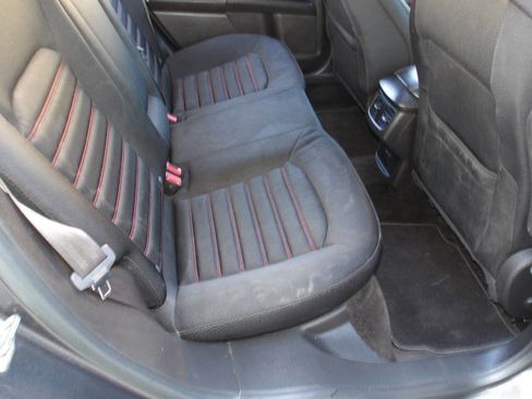 Used 2015 Ford Fusion SE w/ Equipment Group 201A FWD image 21