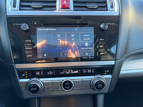 Used 2015 Subaru Outback 2.5i Premium image 20