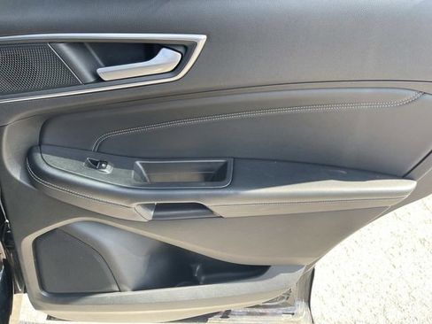 Used 2024 Ford Edge Titanium AWD/4WD image 22