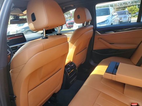 Used 2023 BMW 530i w/ M Sport Package RWD image 10