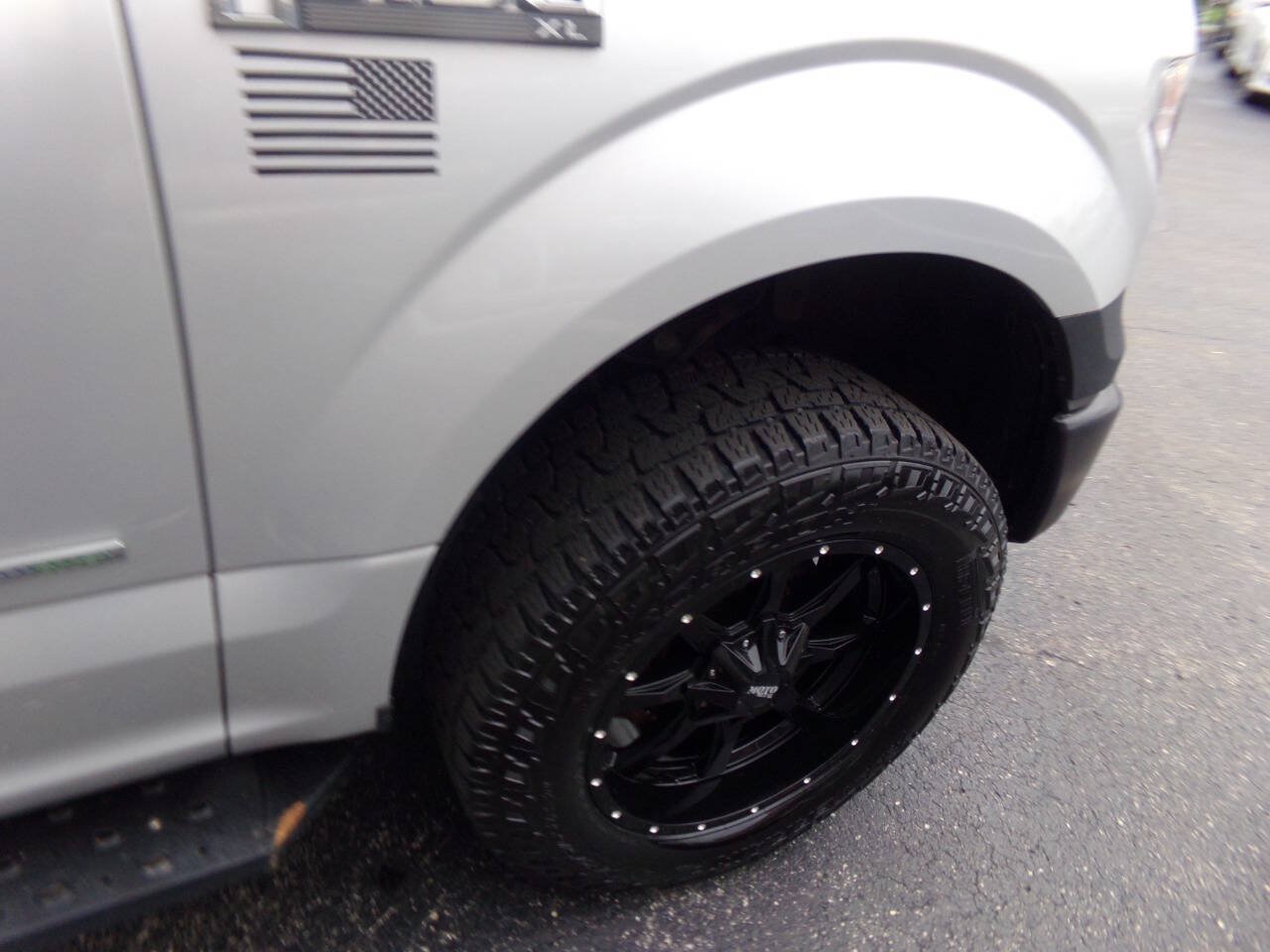 Used 2017 Ford F150 XL w/ XL Power Equipment Group AWD/4WD image 38