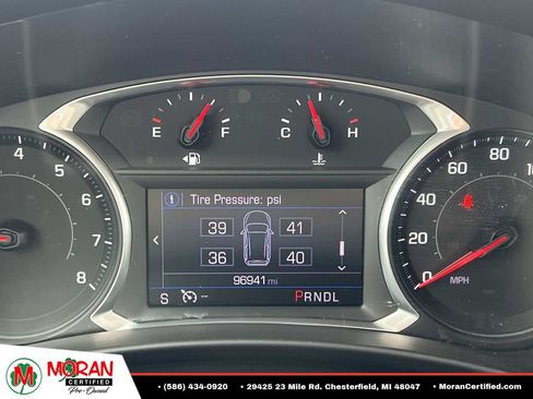 Used 2019 Chevrolet Equinox LT FWD image 19