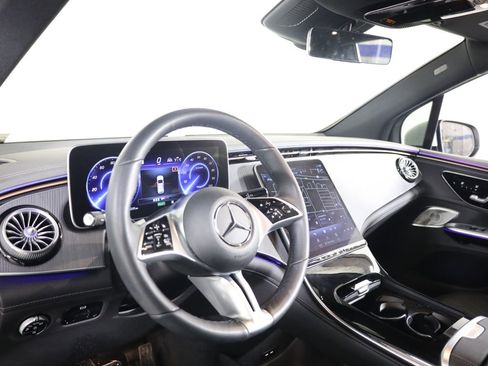 Used 2023 Mercedes-Benz EQE 500 4MATIC SUV image 35