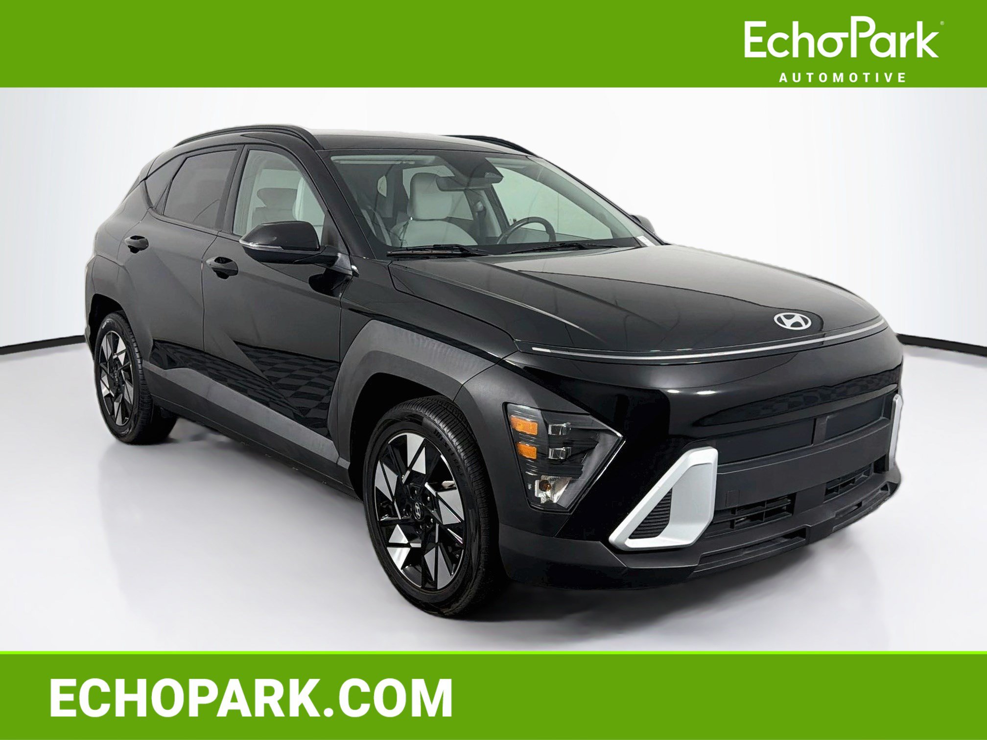 Used 2025 Hyundai Kona SEL FWD image 1
