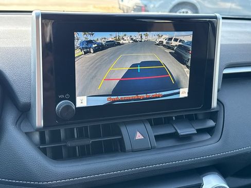 Used 2024 Toyota RAV4 XLE FWD image 19