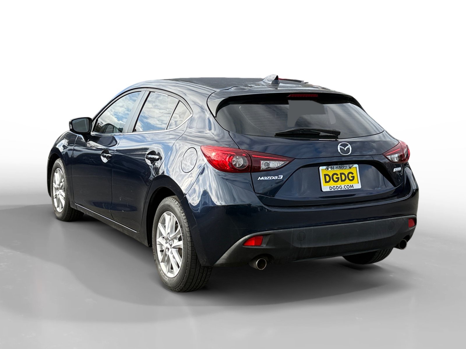 Used 2015 MAZDA MAZDA3 i Touring w/ Technology Package FWD image 3