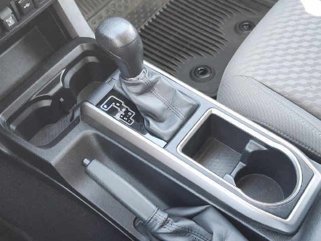 Used 2022 Toyota Tacoma SR5 RWD image 20