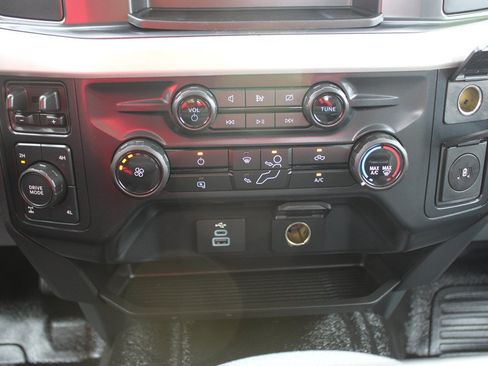 Used 2024 Ford F250 XL w/ XL Chrome Package AWD/4WD image 29