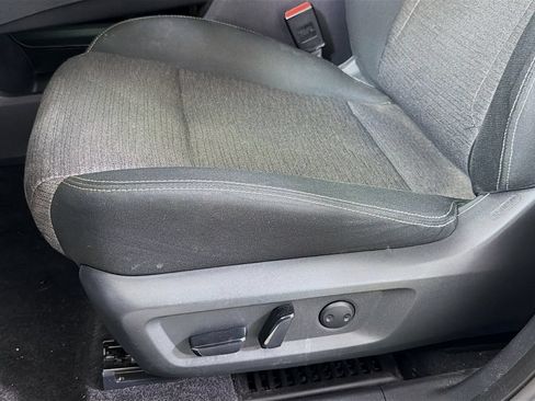 Used 2022 Nissan Rogue SV FWD image 23