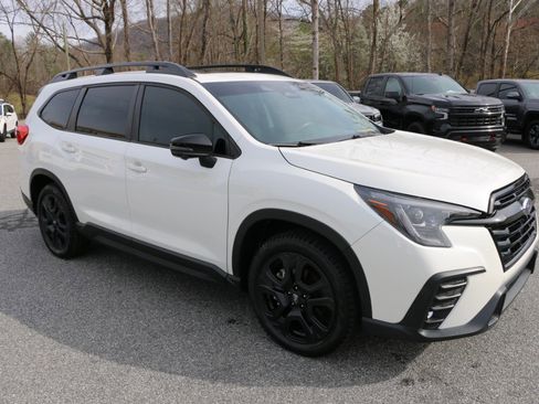 Used 2023 Subaru Ascent Onyx Edition Limited image 10