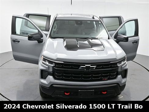 Used 2024 Chevrolet Silverado 1500 LT Trail Boss w/ Convenience Package II image 44