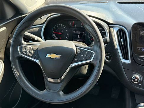 Used 2024 Chevrolet Malibu LT FWD image 10