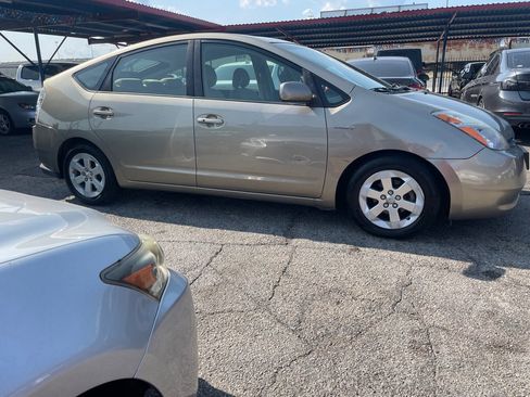 Used 2007 Toyota Prius Touring image 3