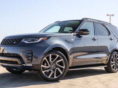 New 2025 Land Rover Discovery Dynamic SE