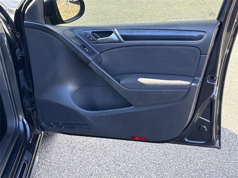 Used 2014 Volkswagen GTI Wolfsburg Edition image 8