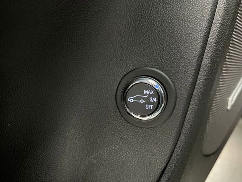 Used 2025 Chevrolet Blazer RS image 13