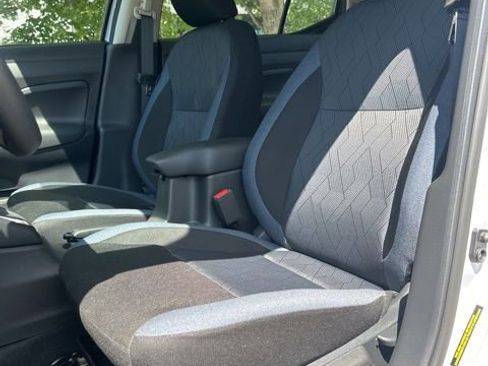 New 2025 Nissan Versa SV w/ Trunk Package image 18