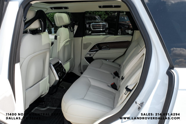 New 2027 Land Rover Range Rover SE AWD/4WD image 40
