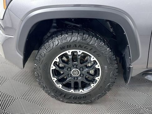 Used 2022 Toyota Tundra SR5 w/ TRD Off-Road Premium Package image 28