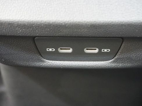 New 2026 Volkswagen Tiguan SEL R-Line AWD/4WD image 15