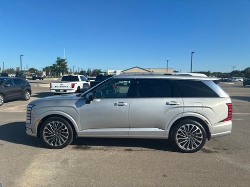 Used 2026 Hyundai Palisade Calligraphy AWD/4WD image 3