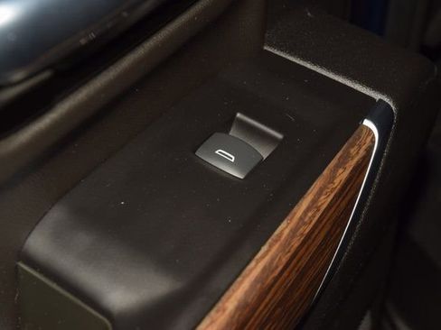 Used 2022 Chevrolet Silverado 3500 High Country image 47