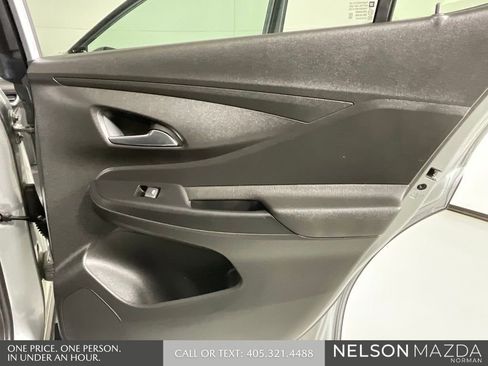 Used 2024 Buick Envista Preferred w/ Convenience I Package FWD image 22