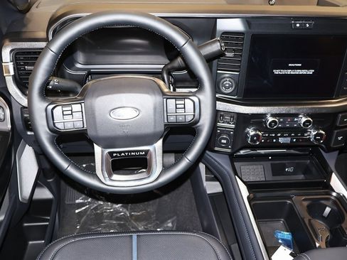 New 2026 Ford F450 Platinum w/ FX4 Off-Road Package image 17