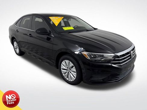Used 2020 Volkswagen Jetta S w/ Driver Assistance Package FWD image 1