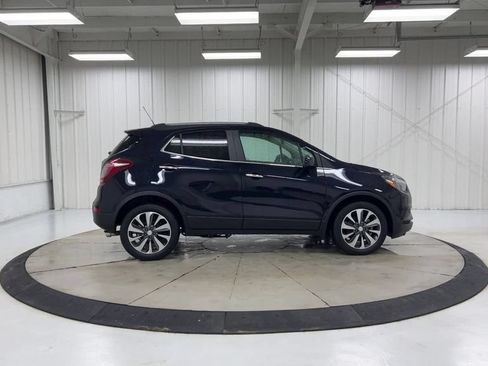 Used 2022 Buick Encore Preferred w/ Safety Package FWD image 9